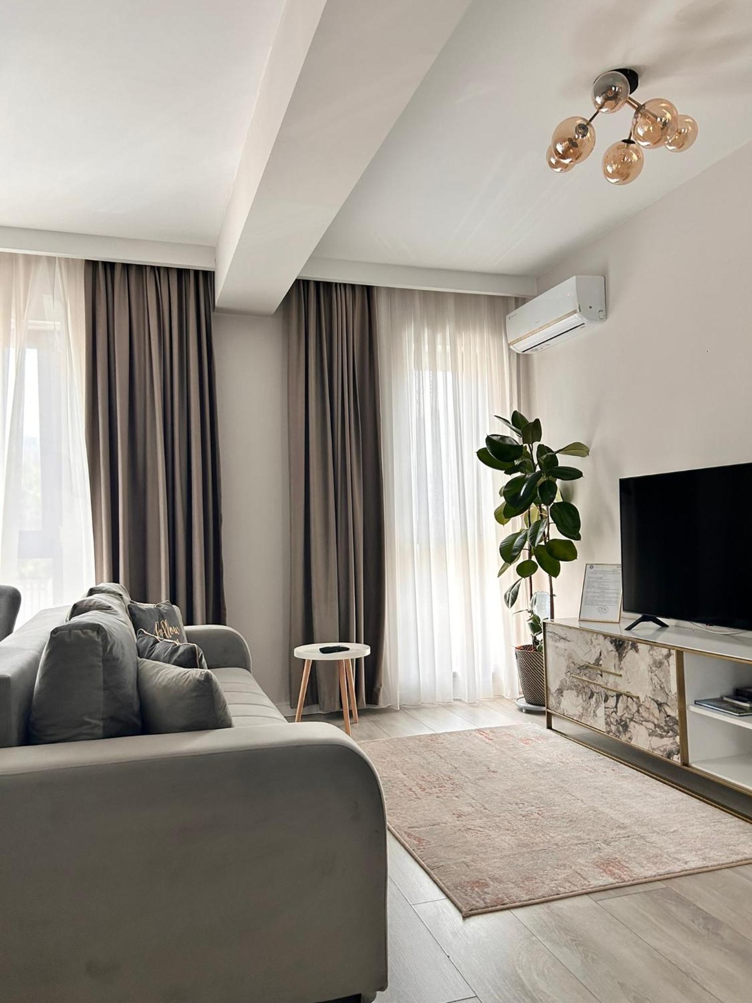 Elegance Apartment Bucharest Exterior photo
